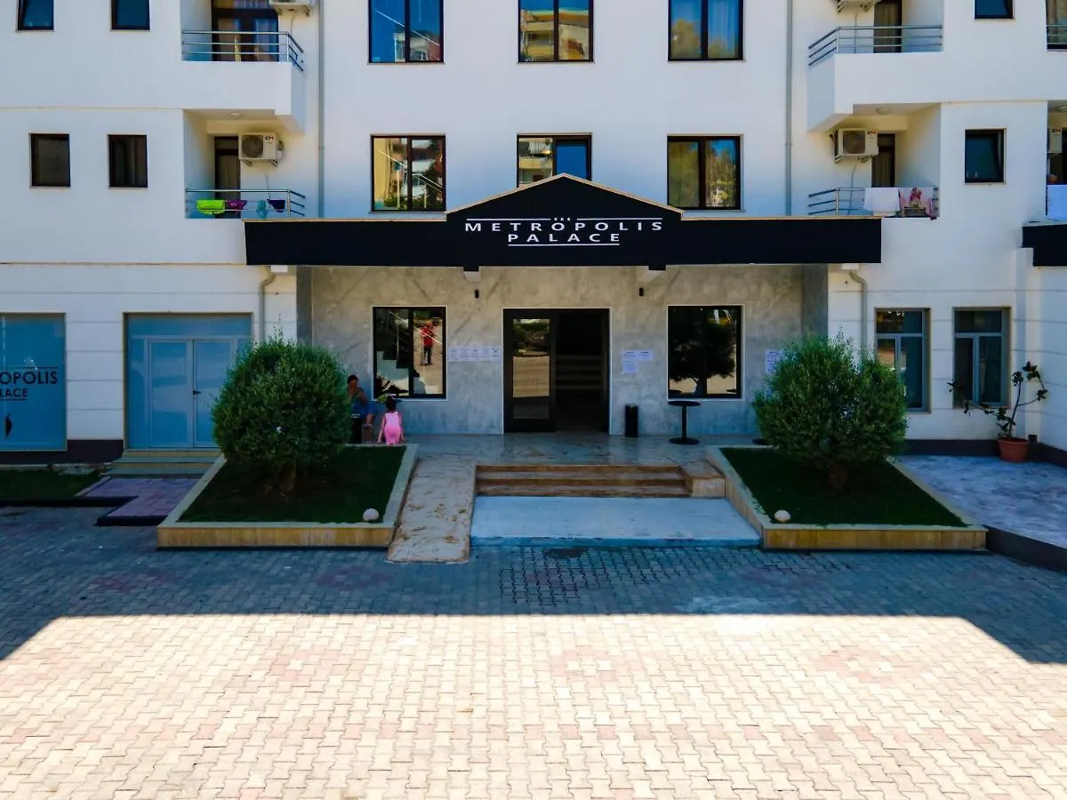 فندق Metropolis Palace دراس 3*,