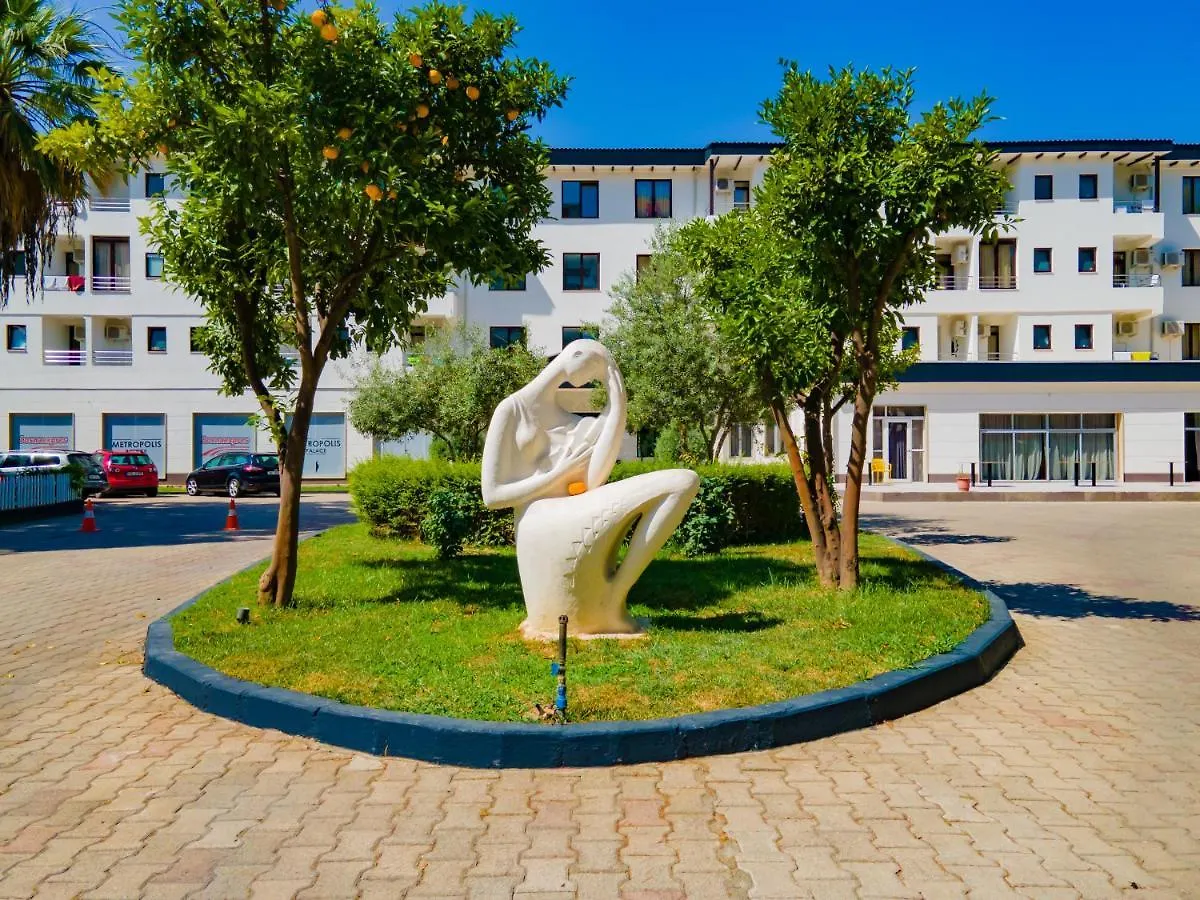 فندق Metropolis Palace دراس