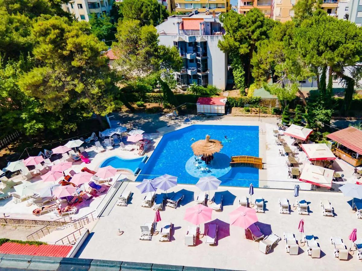 فندق Metropolis Palace دراس ألبانيا
